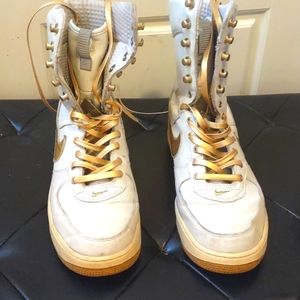 Wmns Air Force 16 Inch 'White Metallic Gold